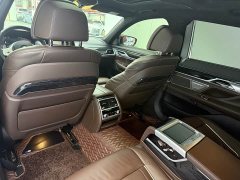 BMW 7 Series 730Li M Sport Package - ფოტო 14
