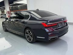 BMW 7 Series 730Li M Sport Package - ფოტო 17