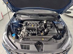Hyundai Elantra 2022 1.5L CVT Luxury - ფოტო 19