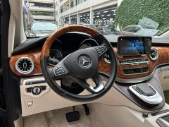 Mercedes-Benz V-Class V 260 L Long Wheelbase Luxury Edition - ფოტო 4