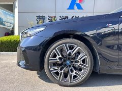 BMW i5 xDrive 50L M Sport Package - ფოტო 4