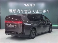 Li Auto Li Xiang MEGA Ultra - ფოტო 2