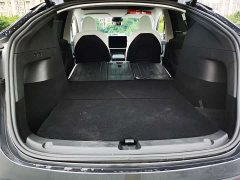 Tesla Model Y Rear-Wheel Drive - ფოტო 14