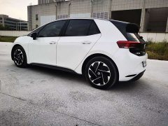 Volkswagen ID.3 Outstanding Edition - ფოტო 15
