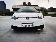 Volkswagen ID.3 Outstanding Edition - ფოტო 2