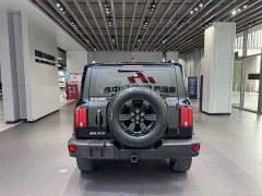 Tank 300 Off-Road Edition 2.0T Challenger - ფოტო 4