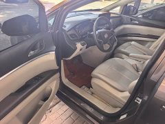 Buick GL8 2023 Land Executive Cabin 652T Luxury - ფოტო 12
