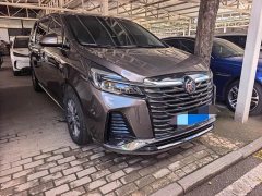 Buick GL8 2023 Land Executive Cabin 652T Luxury - ფოტო 3