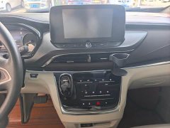 Buick GL8 2023 Land Executive Cabin 652T Luxury - ფოტო 8
