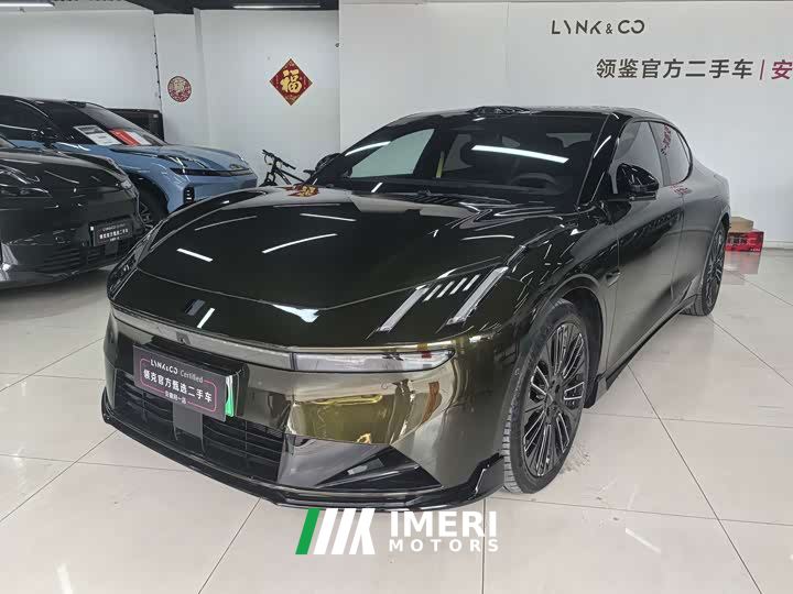 Lynk & Co 10 240 AWD Ultra Sport Edition