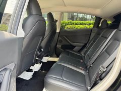 Tesla Model Y Rear-Wheel Drive - ფოტო 6