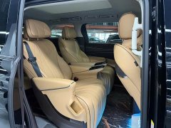 Denza BYD Denza D9 DM-i 1050 Premium - ფოტო 8