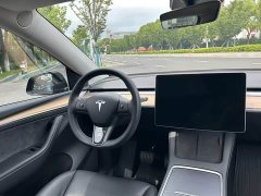 Tesla Model Y Rear-Wheel Drive - ფოტო 9