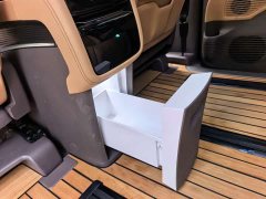 Denza D9 2022 DM-i 970 AWD Flagship - ფოტო 19