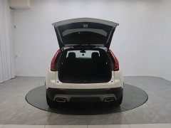 Cadillac XT4 28T 2WD Version - ფოტო 17
