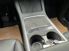 Tesla Model Y Standard Range RWD - ფოტო 11