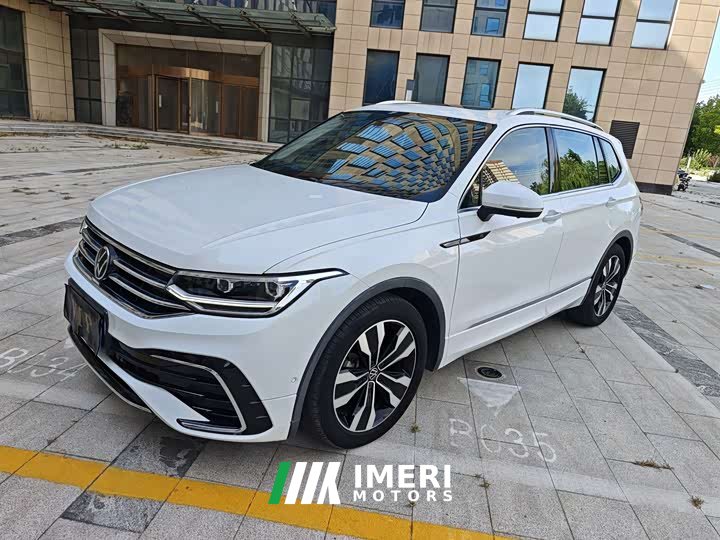 Volkswagen Tiguan L 330TSI Automatic FWD R-Line Comfort Edition