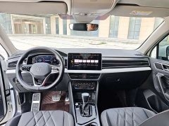 Volkswagen Tiguan L 330TSI Automatic FWD R-Line Comfort Edition - ფოტო 10