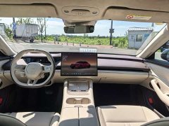 Xiaomi SU7 Rear-Wheel Drive Pro - ფოტო 9