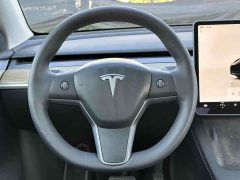 Tesla Model Y Rear-Wheel Drive - ფოტო 13