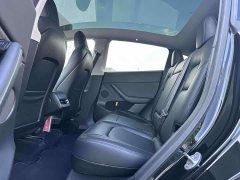 Tesla Model Y Rear-Wheel Drive - ფოტო 5