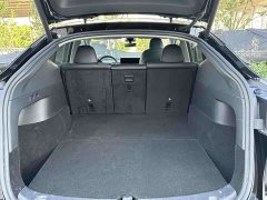 Tesla Model Y Rear-Wheel Drive - ფოტო 8