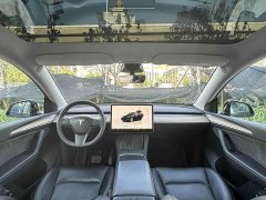 Tesla Model Y Rear-Wheel Drive - ფოტო 9