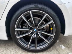 BMW 3 Series Facelift 325Li M Sport Package - ფოტო 10