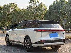 XPeng G9 725 Max - ფოტო 6
