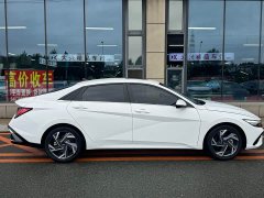 Hyundai Elantra 1.5L CVT Luxury - ფოტო 4