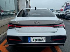Hyundai Elantra 1.5L CVT Luxury - ფოტო 5