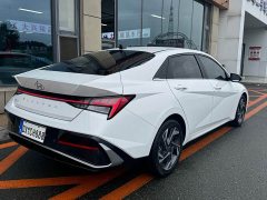 Hyundai Elantra 1.5L CVT Luxury - ფოტო 7