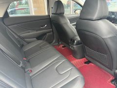 Hyundai Elantra 1.5L CVT Luxury - ფოტო 9