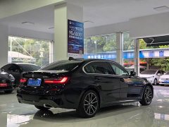 BMW 3 Series 325Li M Sport Package - ფოტო 7