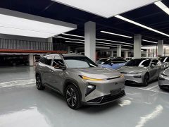 Geely Galaxy L7 EM-i 115km Explorer Edition - ფოტო 3