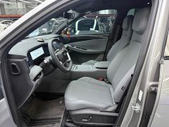 Geely Galaxy L7 EM-i 115km Explorer Edition - ფოტო 4