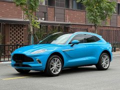 Aston Martin DBX 2023 3.0T Inline-Six - ფოტო 1