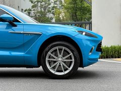 Aston Martin DBX 2023 3.0T Inline-Six - ფოტო 7