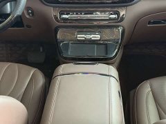 Mercedes-Benz Vito 2024 2.0T Elite 7-Seater - ფოტო 12