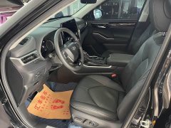 Toyota Highlander 2.5L Intelligent Hybrid AWD Premium 7-Seater - ფოტო 9