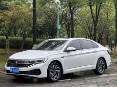 Volkswagen Sagitar 300TSI DSG Excellence Edition - ფოტო 1