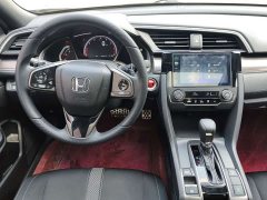 Honda Civic 2021 Hatchback 220 Turbo CVT Trendy Control - ფოტო 15
