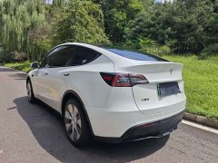 Tesla Model Y 2022 Facelift Rear-Wheel Drive - ფოტო 3