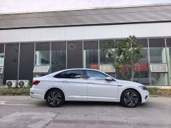 Volkswagen Sagitar 280TSI DSG Luxury Smart Connected Edition - ფოტო 4
