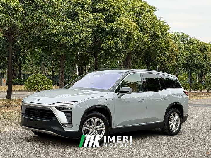 NIO ES8 415KM Signature Edition 7-Seater