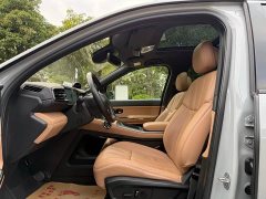 NIO ES8 2020 415KM Signature Edition 7-Seater - ფოტო 4