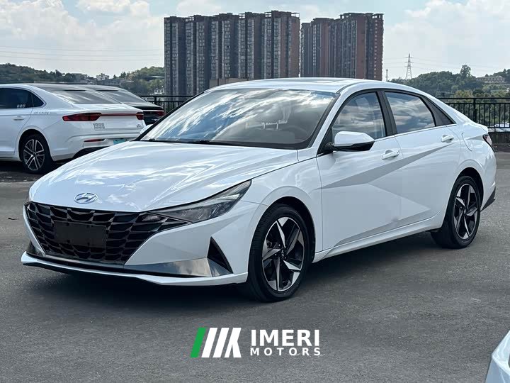 Hyundai Elantra 1.5L CVT Luxury - ავტომობილი ჩინეთიდან