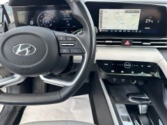 Hyundai Elantra 1.5L CVT Luxury - ფოტო 15