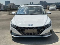 Hyundai Elantra 1.5L CVT Luxury - ფოტო 2