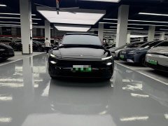Tesla Model Y Rear-Wheel Drive - ფოტო 2